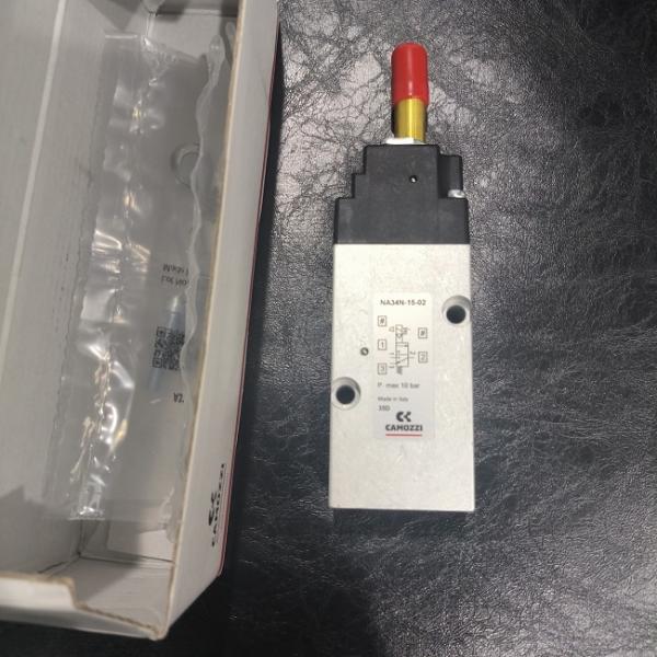 CAMOZZI Repuestos NA34N-15-02 Válvula Solenoide Miniatura para Operación con la Yema del Dedo