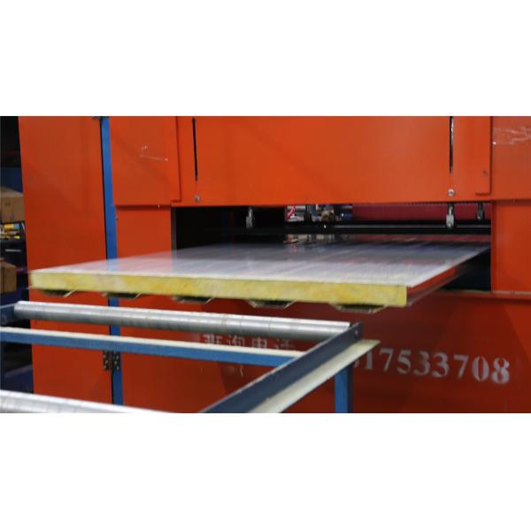 Galvanized Steel Sheet Glass Wool Sandwich Panel Light Weight Wall Panel For Clean Room