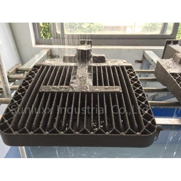 Parking Lot LED Shoebox Retrofit Kit Arm / Slip Fitter / Trunnion Mount Type Available