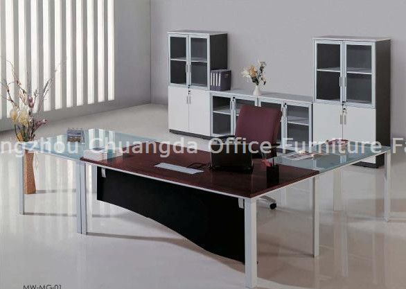 White / Black Aluminum frame Mangers Desk CD-9952 with 2 mm edging