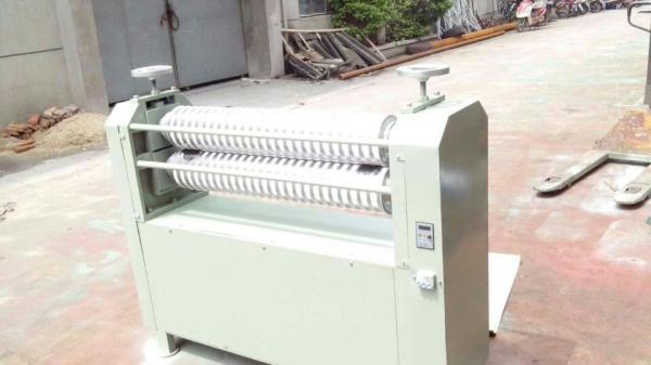 White Glue Roller Machine Corrugated Weight 500KG With Voltage 380V 50Hz