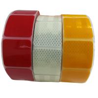 ECE 104 R Cintura flexible segmentada con cinta prismática reflectante cortada por beso