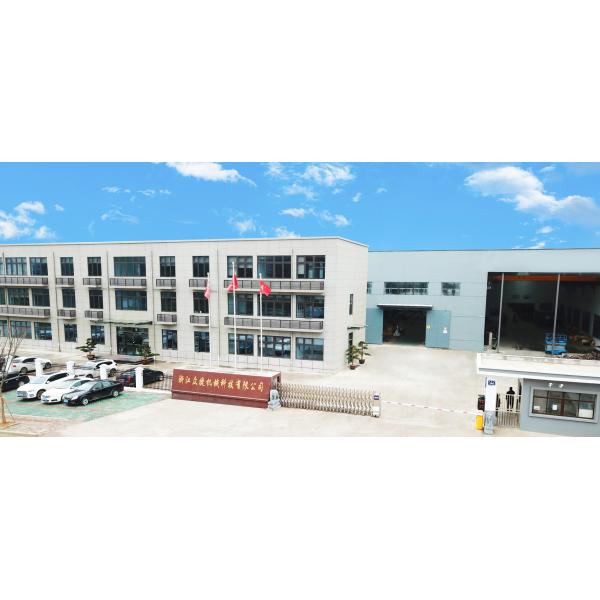 Машина экструдера для производства пВХ боковых покрытий с 38CrMoALA винтовым материалом и конкурентоспособным