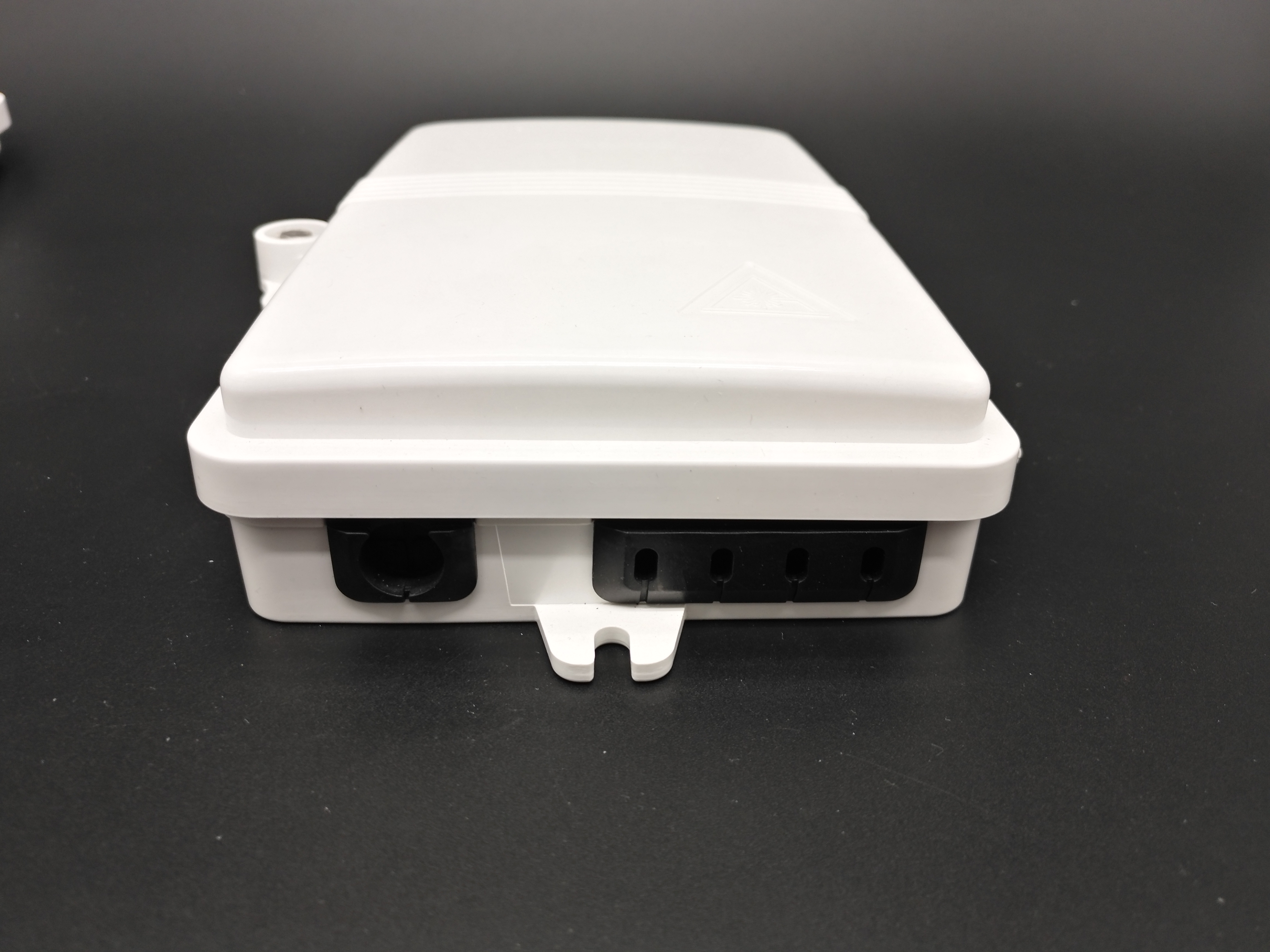 4 держатель стены SC Splitter 1:4 коробки прекращения оптического волокна ядра FTTH на открытом воздухе водоустойчивый