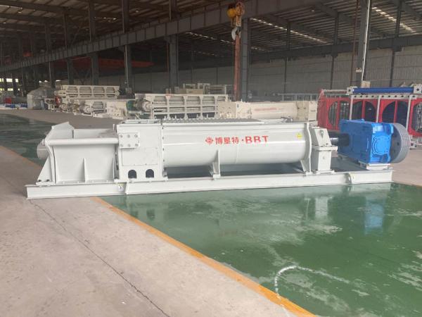 Double Shaft Automatic Mixing Machine 220V / 380V Clay Mixer For Bricks