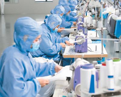 25GSM Dustproof Disposable Dental Lab Jackets with Shirt Collar