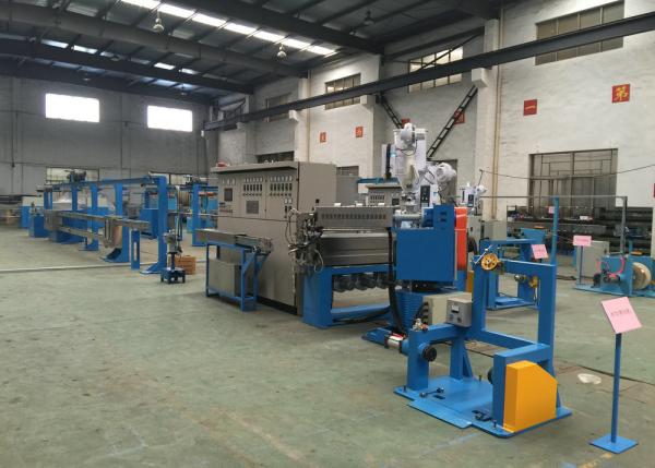 Linha da extrusão dos azul-céu, fio elétrico que faz a máquina 500Rpm Max Speed