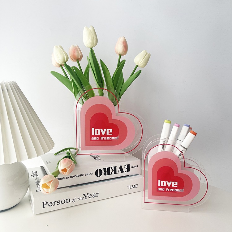 Modern Custom Red Acrylic Heart Vase Rectangle Design for Coffee Table Wedding Gift Injection Technics