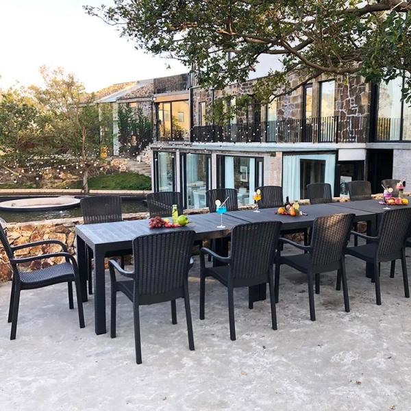 Custom Logo Nordic Plastic Rattan Dinning Table and Chair Set for Leisure Stackable Design