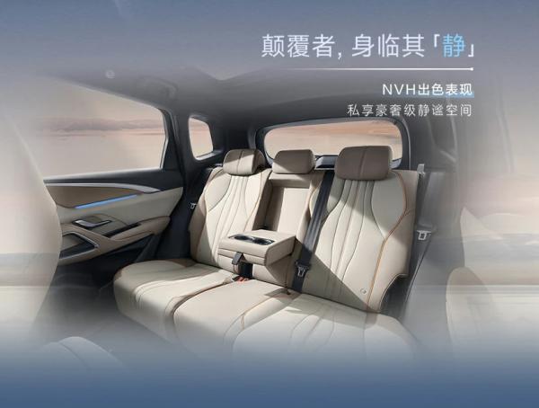 BYD Plug In Hybrid Veículo Urbano Automóvel 5 lugares 4×2 Transmissão Automática
