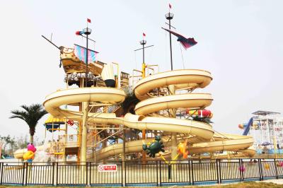 Corrediças de água amigáveis gigantes das crianças/adultos do campo de jogos do Aqua do hotel