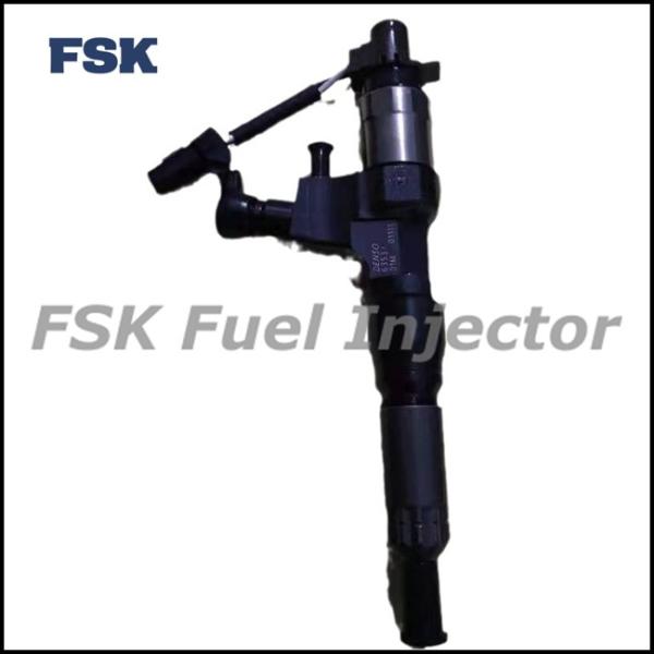Auto Diesel Nozzle 0445110355 Common Rail Diesel Injection 0445110217 For BOSCH