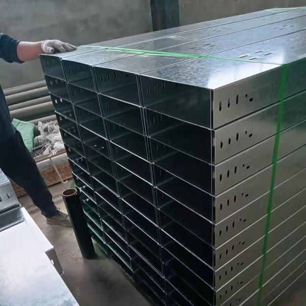 Wall Mounted Or Floor Mounted Galvanized Cable Tray Thickness 1.0mm-2.5mm Accessories Cover