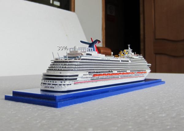 Scale 1:1200 Outdoor Decoration Carnival Dream Cruise Ship Model With Alloy Diecast  Anchor Material