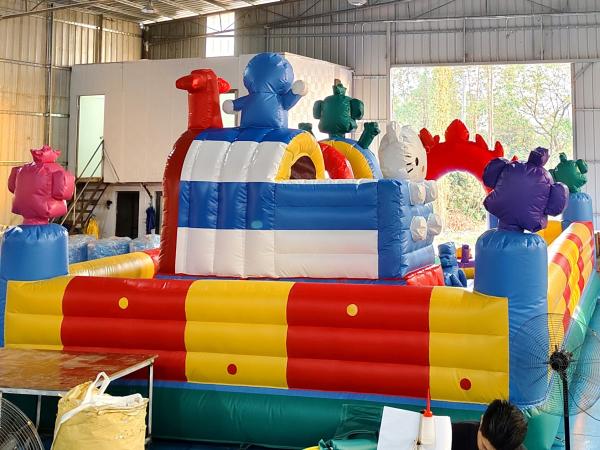 Custom Kitty Cat Doraemon Inflatable Play City Inflatable House Slide Castle For The Kids