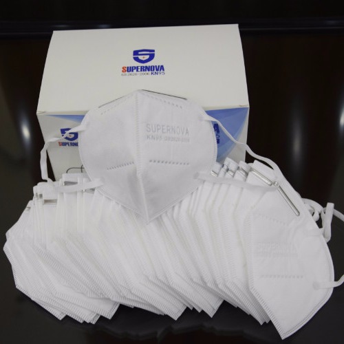 влияние 95% белого лицевого щитка гермошлема фабрики kn95disposable маски CE FFP2 списка фильтруя
