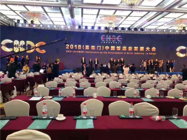 Outside Outdoor SMD LED Screen Rental 2R1G1B Seamless Splicing Long Lifespan