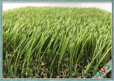 Campo de jogos da aprovação do ISO que ajardina a grama artificial para o jardim do quintal