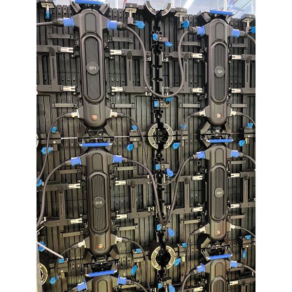 P2.604 flexible LED video wall 500x500mm for stage events brightness 4500cd