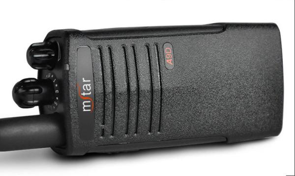 Radio numérique bidirectionnelle A9D IP54 étanche à l'eau et à la poussière commutation numérique analogique longue portée walkie-talkie