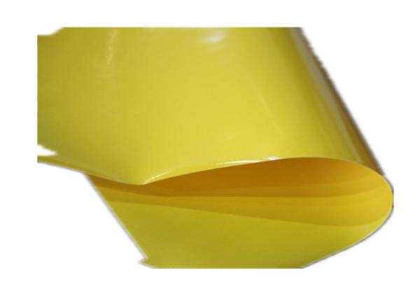 Encerado 0.52mm lustroso Dustproof do PVC, encerado resistente uv da cor amarela