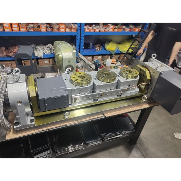 Multi Head 5 Axis CNC Rotary Table , Precision Vertical Rotary Table