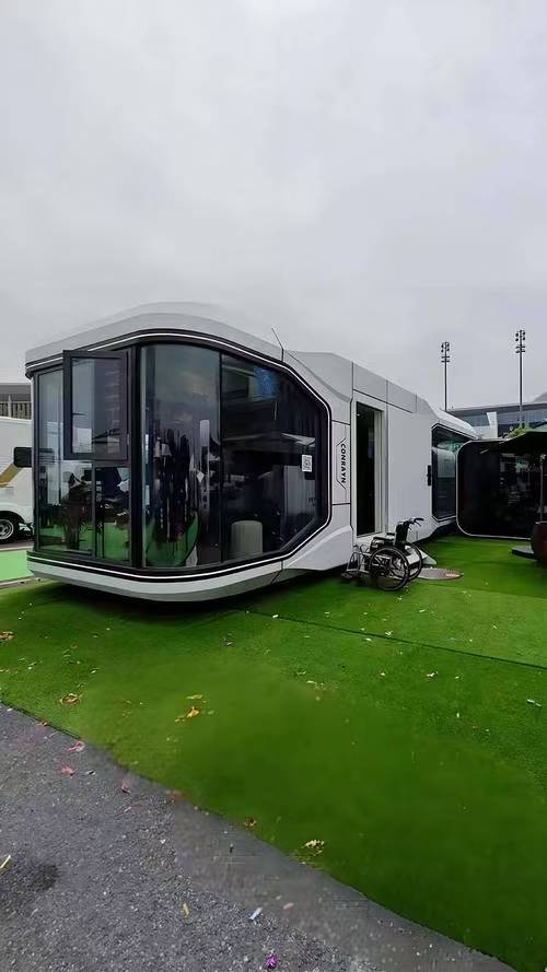 Future-Style Mobile Capsule Housing Prefabricated Steel Container Houses Independent Space for Use  Modular Tiny House