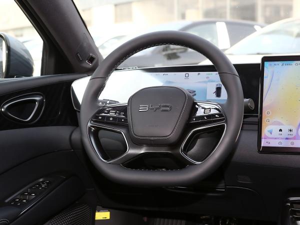 2025 BYD EV Car Seal AWD Performance Long Range 600KM Fast Charging Electric Car Four Wheel Drive Electric Vehicle with Sunroof