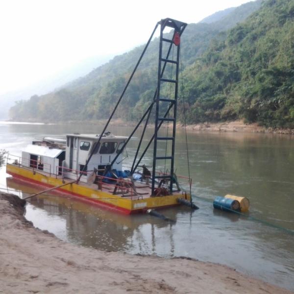 10-inch jet suction dredger with 900m3/h capacity for river dredging