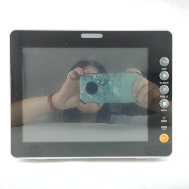 Durable 8 Inch Vital Signs Monitor 6 Parameter ICU Medical Essential Portable Vital Signs Monitor