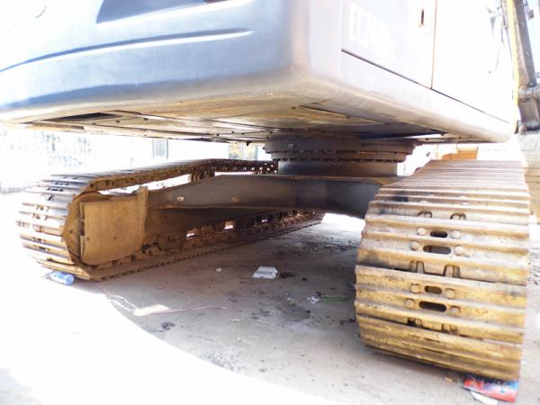 Used Volvo 240 Excavator For Sale