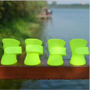 Pet supplies silicone rain boots, non-slip pet shoes, candy color fashion cute dog shoes,red,yellow,pink,black;