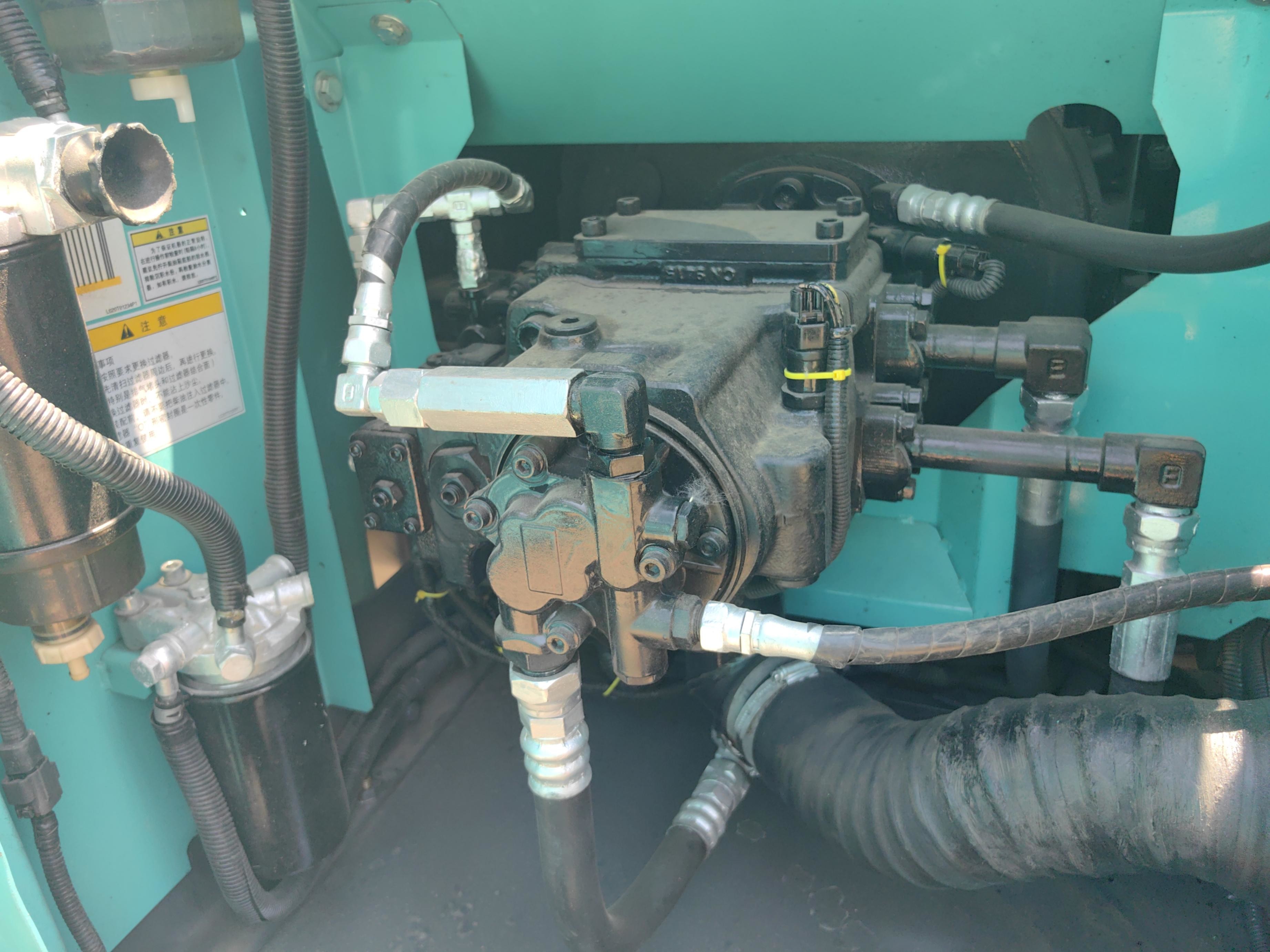 14Тн Использованный Kobelco SK140 Средний экскаватор