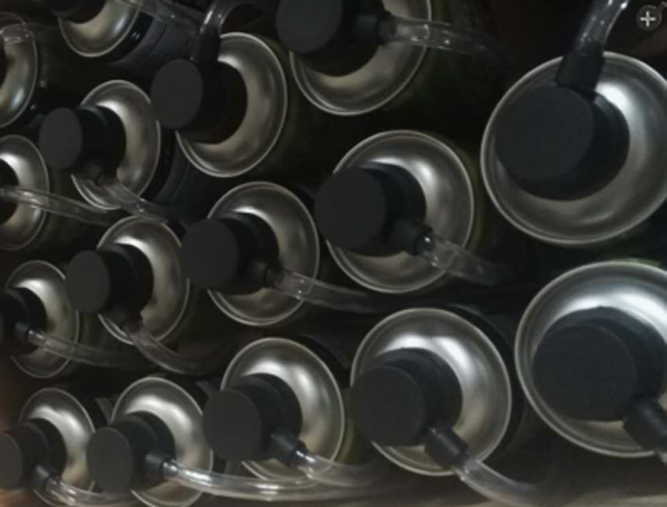 Запах аэрозольного баллона ремонта починки автошины Сеалант автошины заботы автомобиля аварийный низкий химический для использования в экстренных ситуациях