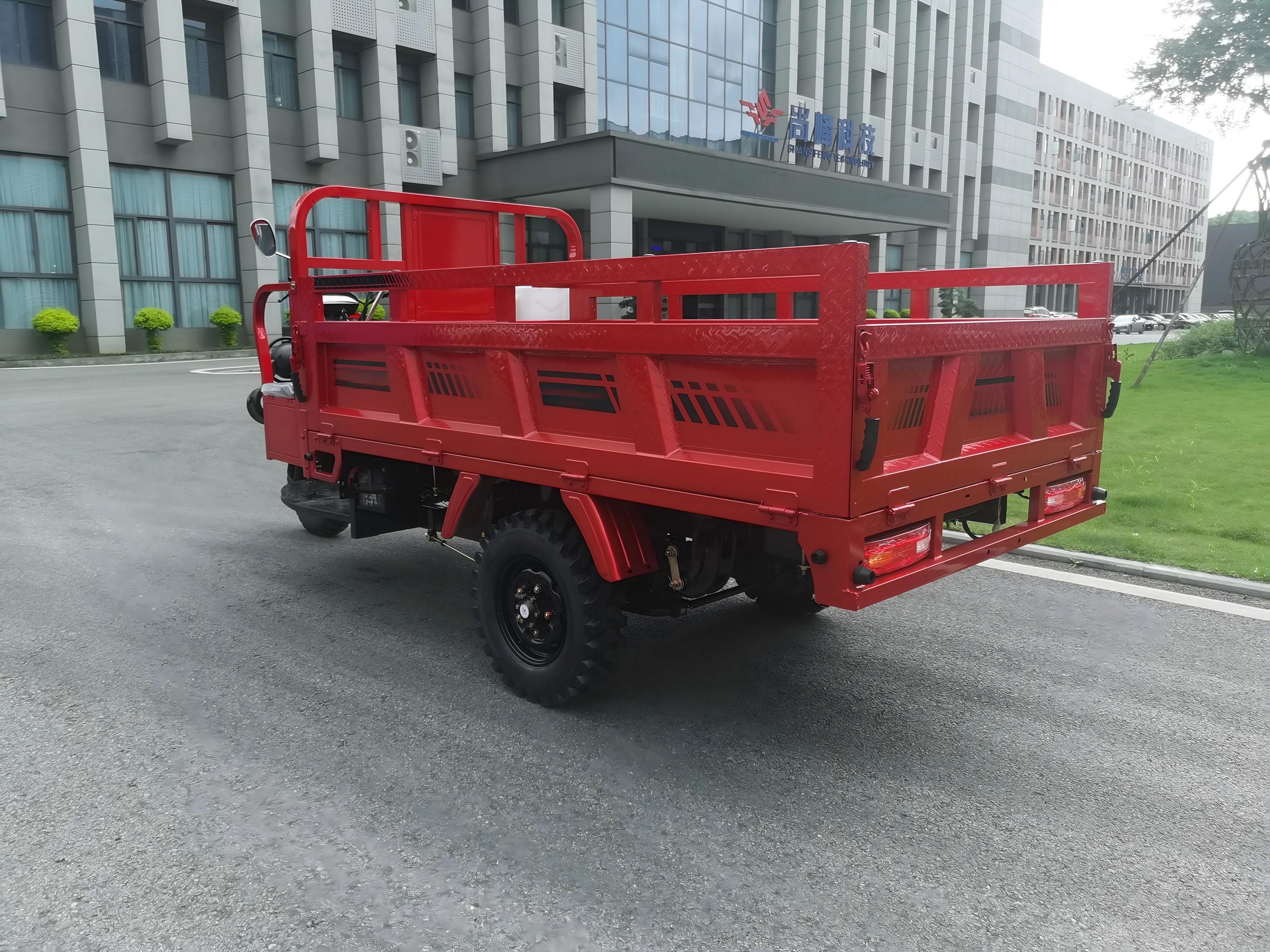 Gasoline 150cc Air-Cooled Cargo Tricycle, WY Classic Style with Canopy & Hard Top, 1.6m Cargo Box, Inner-Floating Rear Axle, 800kg Load Capacity
