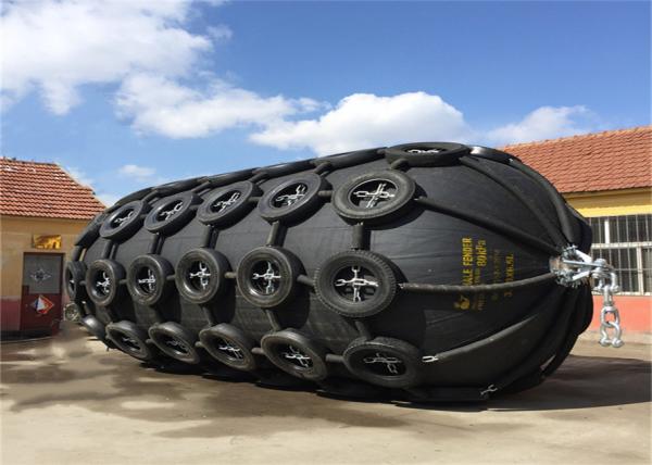 Ship To Ship Operation STD Truck Tyres Pneumatic Marine Fenders