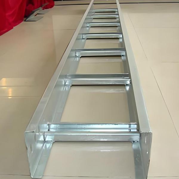 500kg Indoor Outdoor Ladder Type Cable Tray with High Corrosion Resistance and Ventilation Features