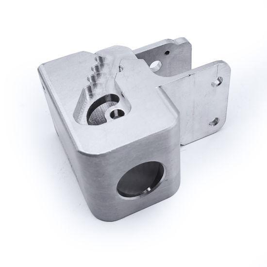 OEM Anodized CNC Machining Aluminum Parts Tolerance 0.05mm Silvery Color