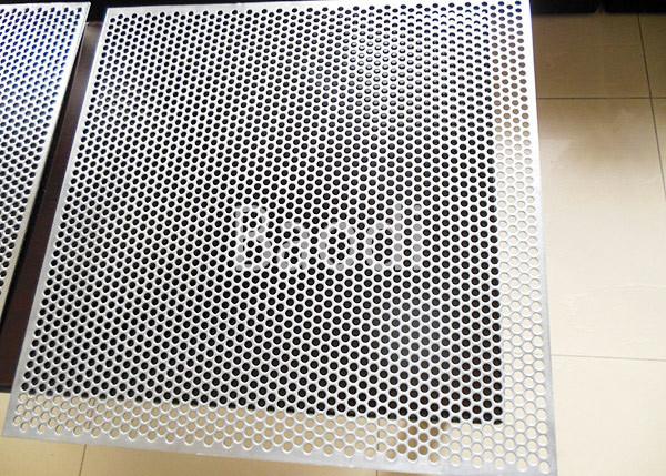 1.5m Width Perforated Steel Sheet For Environmental /  Pharmaceutical Industry
