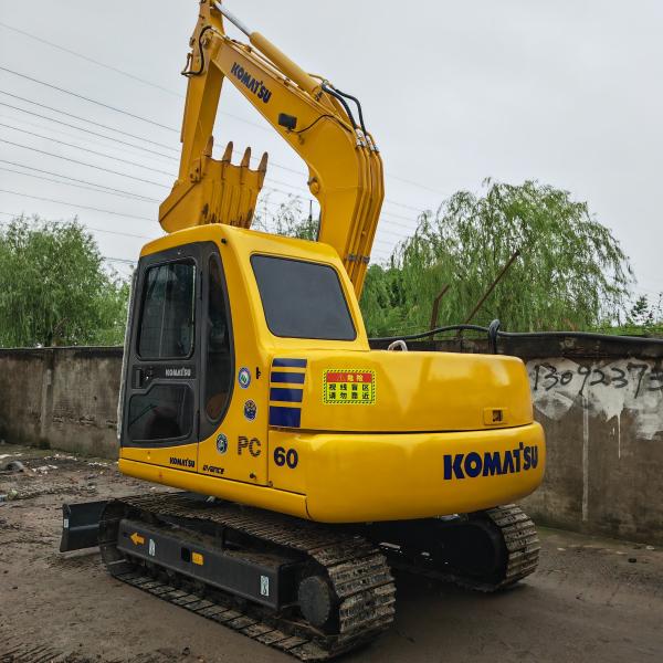 used excavator komatsupc 60-7/new arrival in stock excavator carwler excavator komatsu pc 60 hot sale