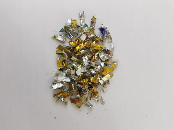 遠隔管理ソフトウェアによるビーチ観光のためのPET金属缶テトラパックリサイクルソリューション