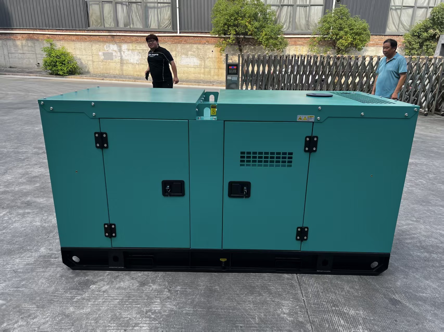 100kVA Diesel Generator Set with Soundproof Canopy and Stable Voltage Output for Continuous Field Operation