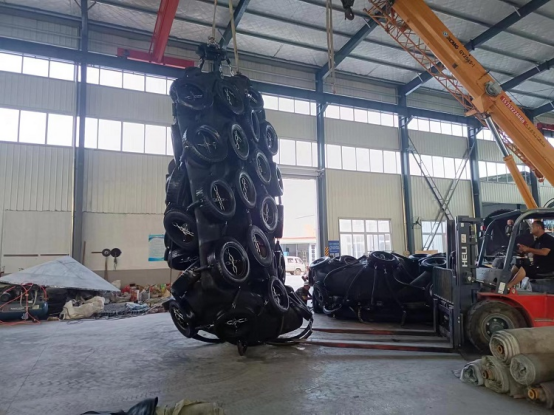 Морское судно Yokohama Type Net Type Pneumatic Rubber Fender Стандарт ISO 17357