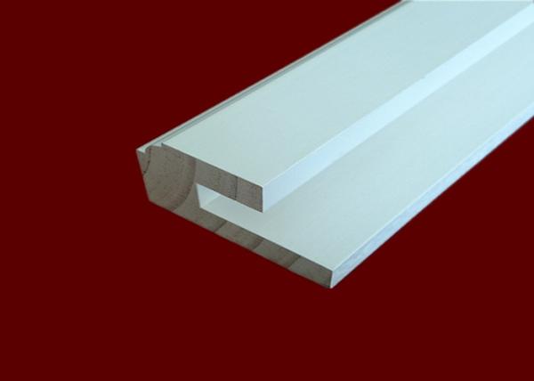 O molde de madeira branco da parede almofada impermeável para a decoração interior