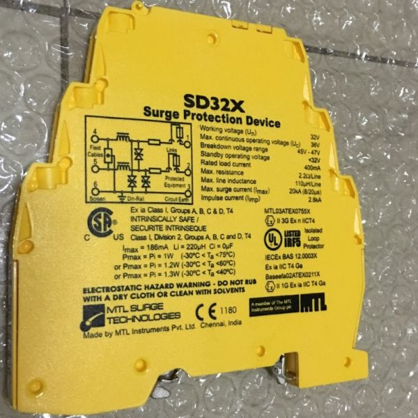 Eaton SD32X DIN Rail Mount Surge Protection Device with 20kA Surge Current and ATEX Certification for Hazardous Areas