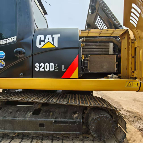 Japan Made Used Excavator 320D2L 2025 20 Ton 112KW Construction Equipment