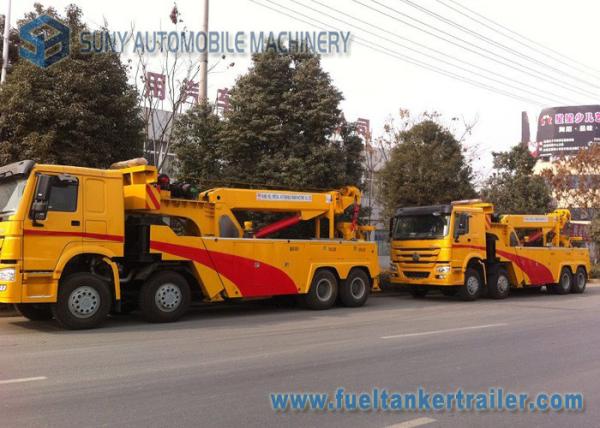 Heavy Duty 30DZ 30 Ton HOWO Rotator Tow Truck Wrecker For 2 Persons