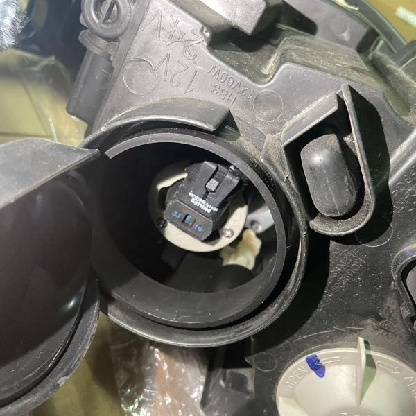 GT 2014 OE 10083633 Left Headlight Manufacturing