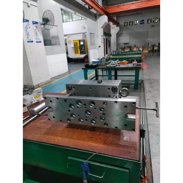High Strength Automotive Plastic Injection Molding Of Measuring Cap