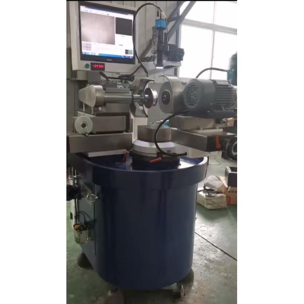Grinding Machine with Wheel Dressing Device